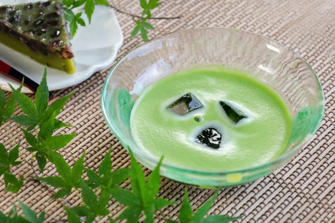 夏のひとときに　冷たい抹茶を楽しもう mv